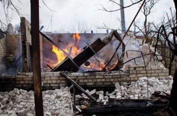 В «ЛНР» обвинили силовиков в разрушении более десяти домов за сутки