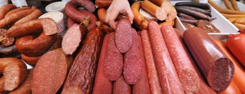 Одесситка купила колбасу с сюрпризом: в супермаркете уже извинились