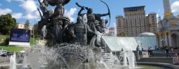 На Майдане Независимости отремонтируют знаменитый памятник-фонтан