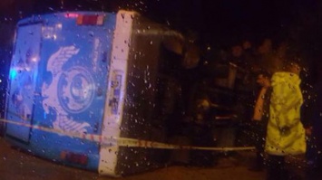 В Турции разбился автобус с военными