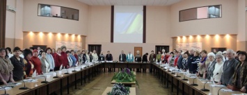 Криворожский нардеп открыл "Университет" для пенсионеров (ФОТО)