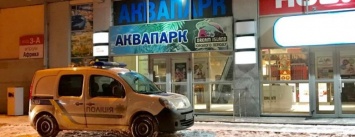 В киевском аквапарке на ребенка обрушился потолок