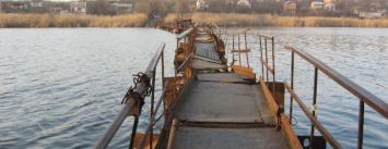 Понтонный мост «двинулся». Решение Славянского городского совета