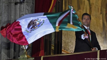 Президент Мексики отменил визит в США