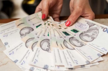 Осторожно, фальшивка: что делать украинцам с поддельными деньгами