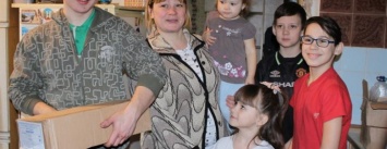 Авдеевские семьи получили подарки от полиции (ФОТО)