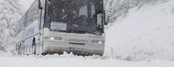 На Сумщине из-за ночного снегопада не все междугородние автобусы выехали на маршруты