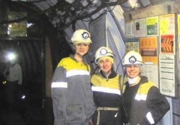 Першотравенские шахтеры показали, как выглядят шахты в стиле 5С