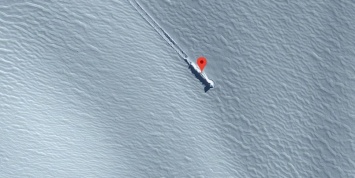 В Google Maps найден странный объект на острове около Антарктиды