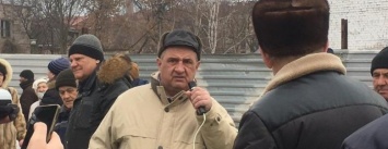 В Кривом Роге митингуют за отставку Президента Порошенко (ФОТО)