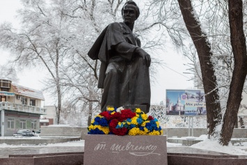 Украина отмечает день рождения Шевченко
