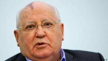 Горбачев призывает к прекращению гонки вооружений