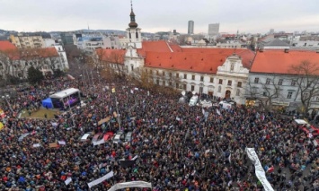 В Словакии прошли массовые протесты из-за убийства журналиста