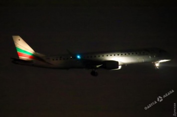 Из-за тумана самолет болгарской авиакомпании не смог приземлиться в Одессе