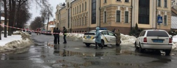 Сумские полицейские не нашли ничего подозрительного в автомобиле без номеров