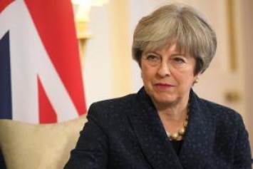Великобритания выдворяет российских дипломатов и прекращает официальные контакты с РФ