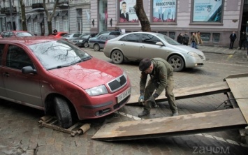В центре Одессы патрульные оштрафовали автохама (ФОТО)