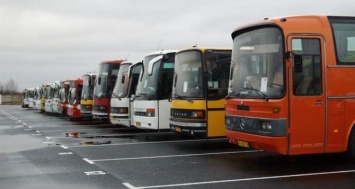 Не хватило 6 рублей: в Луганске водители отказались впустить в автобус женщину с детьми