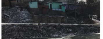 Не успели в Кривом Роге расчистить балку, как местные жители начали сбрасывать в реку мусор (ФОТО)