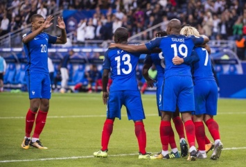 Франция огласила заявку на матчи с Колумбией и Россией