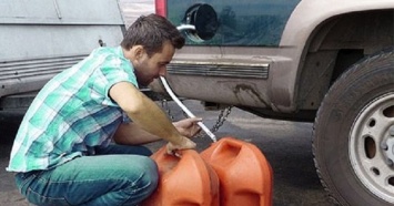 На Херсонщине безработного осудили на 3 года из-за воровства бензина