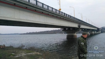 В Николаеве охрану мостов за 7 млн грн едва не отдали фирме, которая не имеет опыта и ресурсов