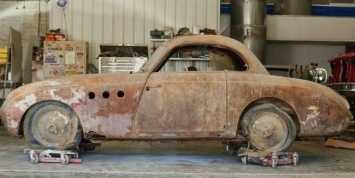 В сарае обнаружили заброшенный эксклюзив BMW довоенного времени