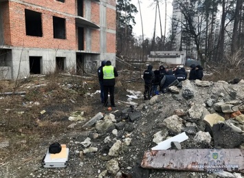На месте гибели девочки в Киеве нашли предсмертную записку