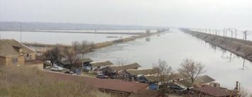 Запорожские спасатели нашли тело одного из пропавших рыбаков, - ФОТО