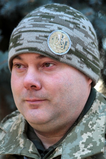 "Очень близок к Муженко и выполнит любой его приказ". Что известно о новом командующем на Донбассе