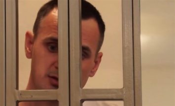 У Сенцова в российской тюрьме крошатся зубы и выпадают волосы