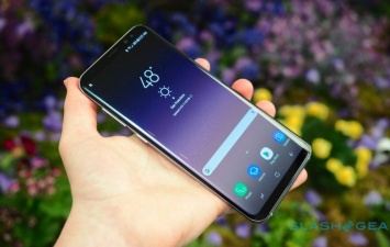 Galaxy S8 получило расширенное обновление Android Oreo