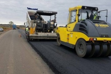 Гройсман надеется завершить ремонт трассы Одесса-Рени в 2018 году