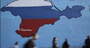 Вы нас дятлами считаете?! Украинцы вне себя, очередной телеканал показал карту без Крыма
