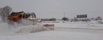 САД: Проезд по автодорогам Днепропетровщины обеспечен. Но снег усилился (ФОТО)