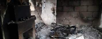 На Николаевщине горел двухэтажный дом, - ФОТО