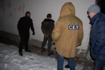 На Черниговщине задержан сержант-контрактник, воровавший оборудование с бронетехники