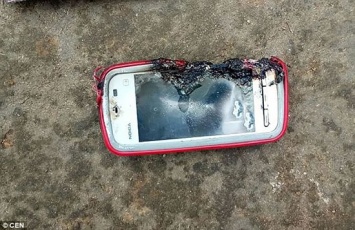18-летняя индуска погибла от взрыва Nokia 5233