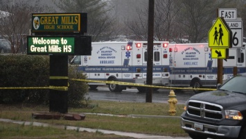 Подросток, расстрелявший детей в школе Мэриленда, скончался