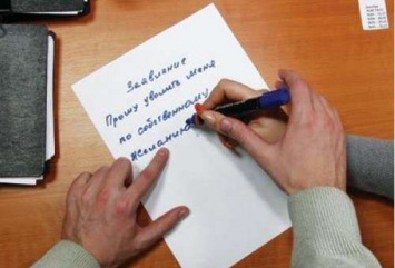 Медсестра николаевского онкодиспансера, морившая пациентов под кабинетом, написала заявление об увольнении