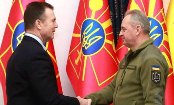 Силы спецопераций Украины будут совместимы с ССО НАТО - Муженко