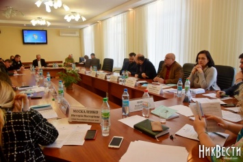Депутат Кравченко предложил посетить проблемную фехтовальную школу вместе с депутатами и прессой