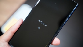 Sony объявила российские цены на Xperia XZ2 и XZ2 Compact