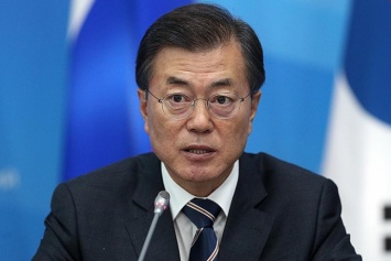 В Сеуле планирует изменить конституцию и ограничить права президента