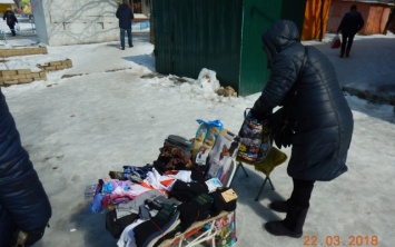 В Николаеве на проспекте Героев Украины сегодня боролись с продавцами стихийных рынков