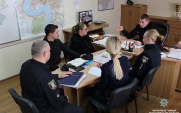 Руководство патрульной полиции обсудили с общественниками проблему замусоривания городища «Дикий Сад»