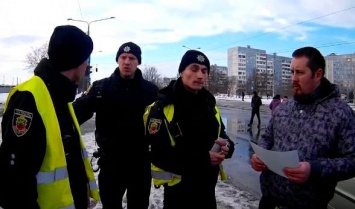 "Карма злодейка": В Запорожье блогер, снимающий видео как обойти ПДД, попал в аварию