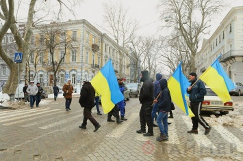 Возле Одесской облпрокуратуры митингуют рыбаки: грозятся перекрыть киевскую трассу