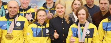 Светличная наградила харьковчан, завоевавших медали на Паралимпиаде