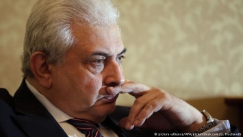 Посол РФ в ФРГ призвал Берлин не реагировать на отравление Скрипаля